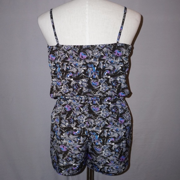 Urban Outfitters - Kimchi Blue Black Print Romper - Picture 2 of 4